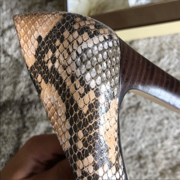 Franco Sarto Snakeskin Boa Open Toe Pump Heels - Picture 4 of 7